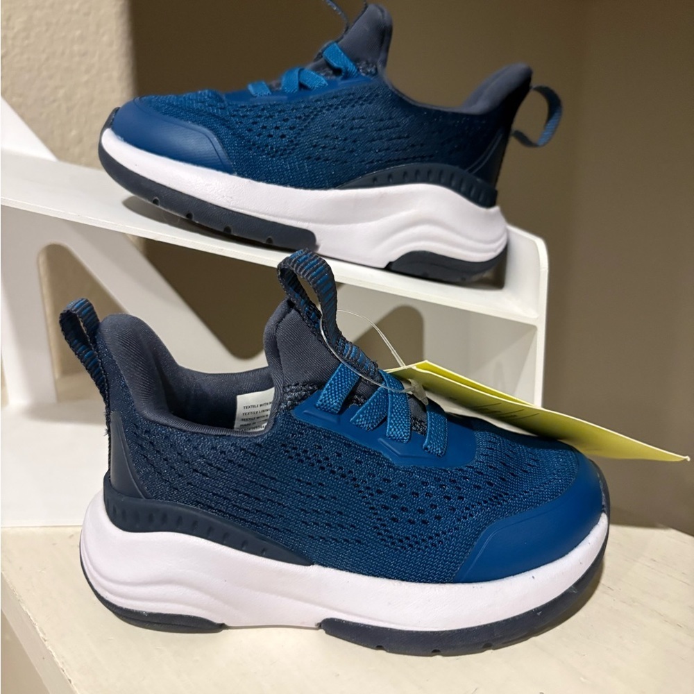 Toddler Callan Performance Sneakers - All In Motion Size 5C NEW
